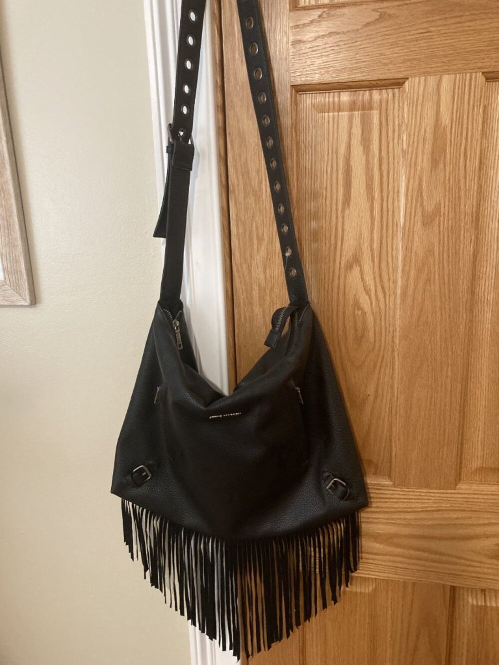 Steve Madden black fringe crossbody bag- NWOT